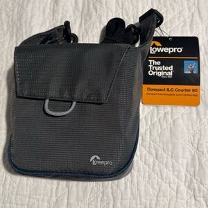 LOWEPRO Compact ILC Courier 80 Bag